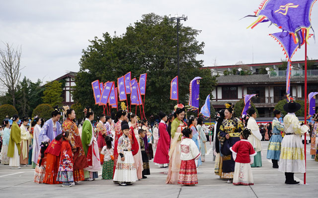 2023 the First Sichuan-Langzhong Hanfu Festival Was Successfully Held