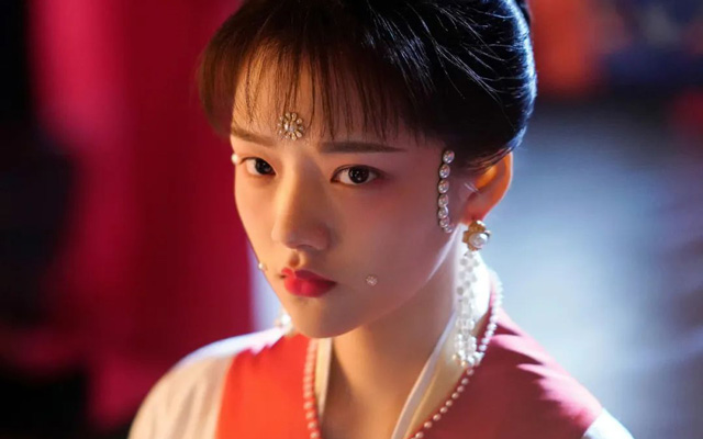 Exploring the Historical Context and Makeup Trends of Huadian in Cdramas