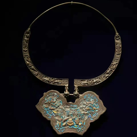 History of Chinese Traditional Necklace & Choker