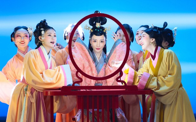 The Mews - Unmissable Hanfu Variety Show that You Should Stream Right Now